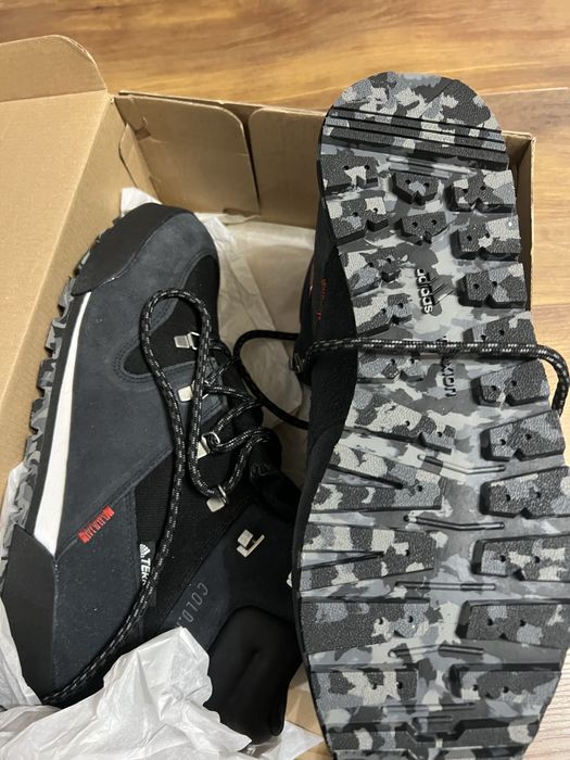 Bocanci ,ghete Adidas Terrex
