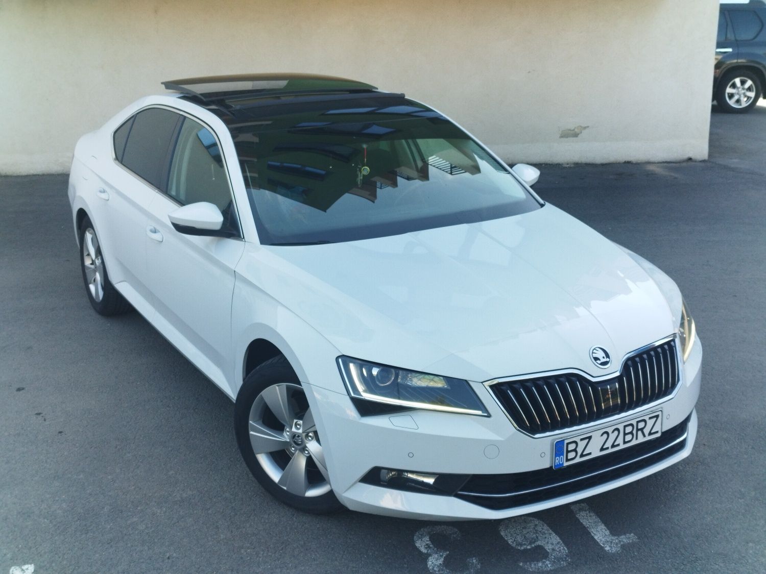 Skoda Superb Panoramic DSG Model Full