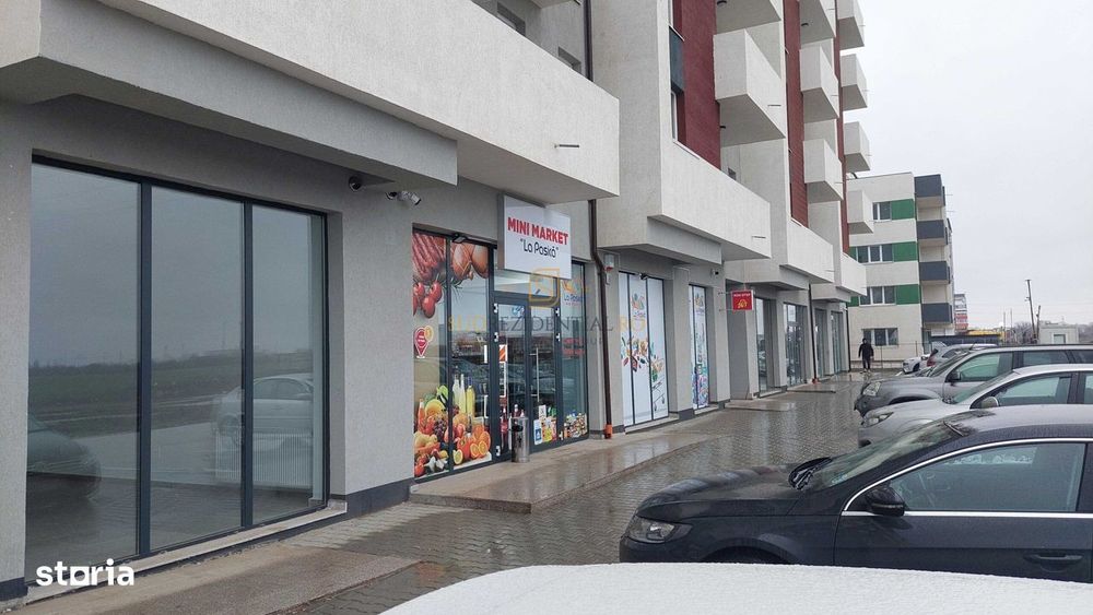 Inchiriere spatiu comercial, zona cu vad, 83 mp, vitrina 12 ml