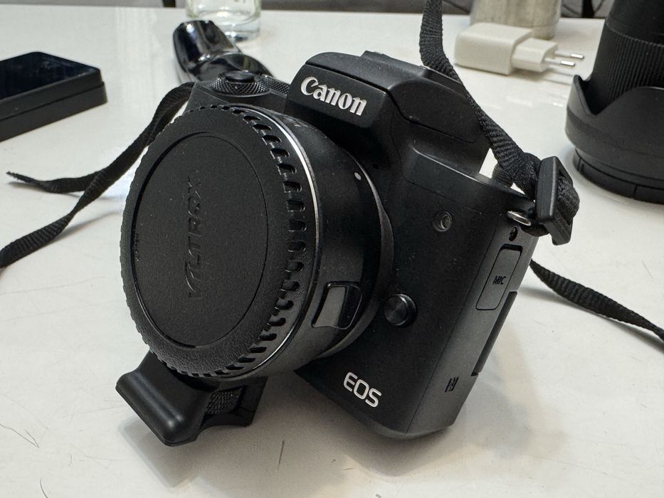 Продам Canon m50, Sigma AF 16mm f/1.4 DC DN Contemporary Canon EF-M