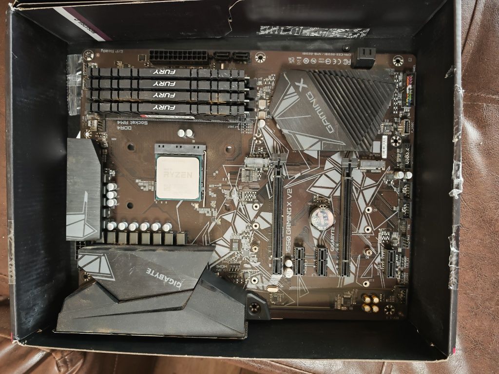Kit AMD AM4 Ryzen 5 5600x+ Gigabyte B540 gaming x v2+32Gb