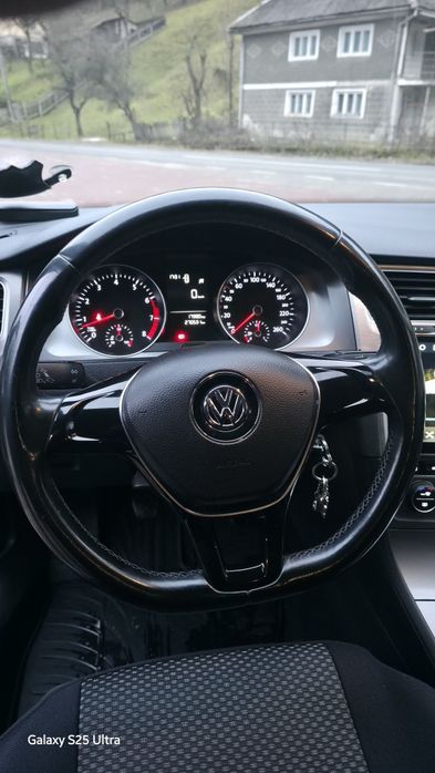 Volkswagen Golf 7 Hatchback 2013