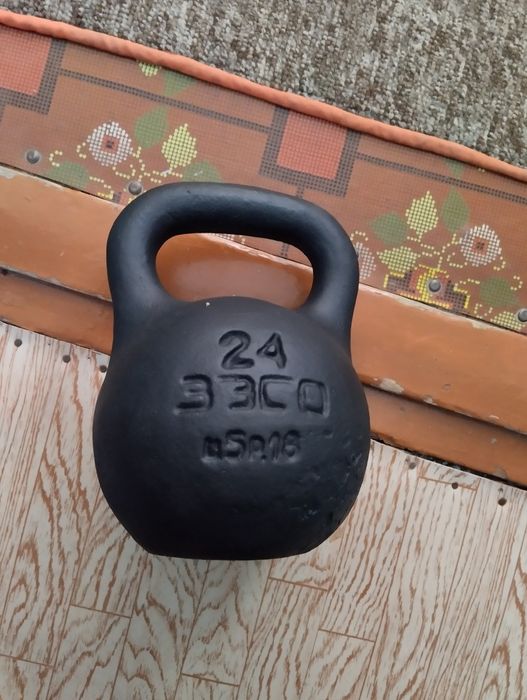 Гиря продам 24 кг