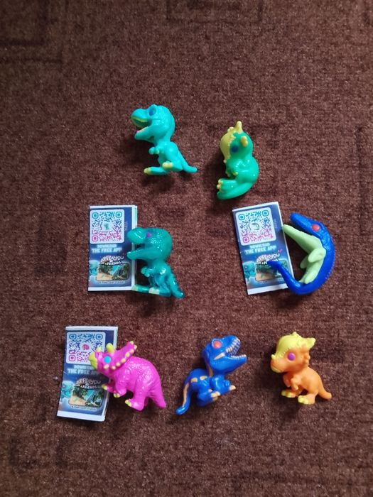 Dinozauri Kinder Joy
