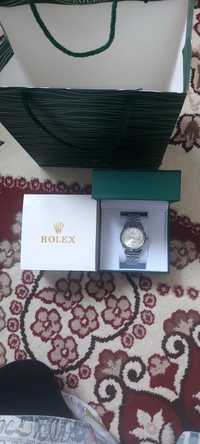 Rolex сагат сатылады