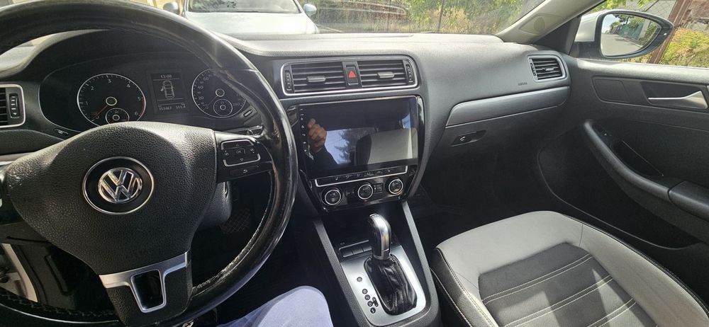 Volkswagen Jetta  2.0 TDI Automata