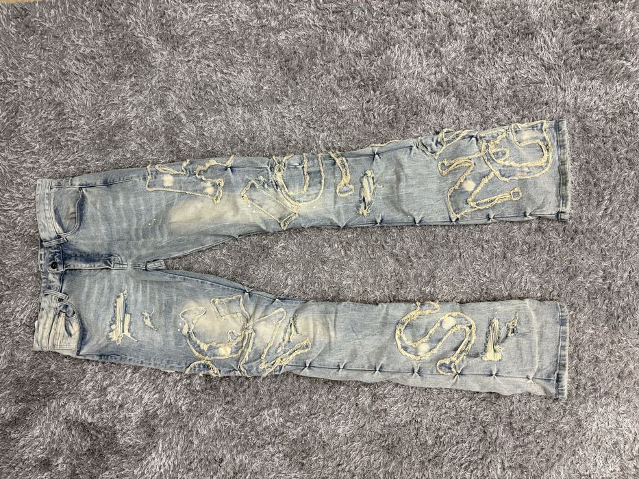 Flared jeans smoke rise