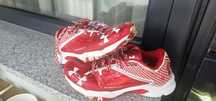 Продавам маратонки Under Armour