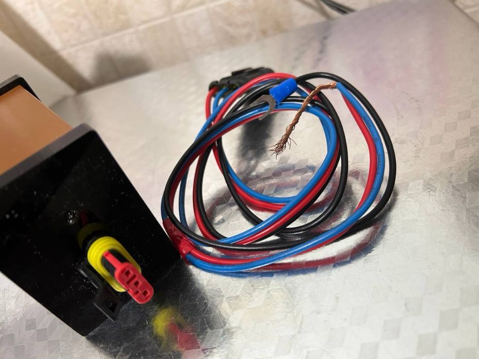 Продам запчасть камутатор на машину