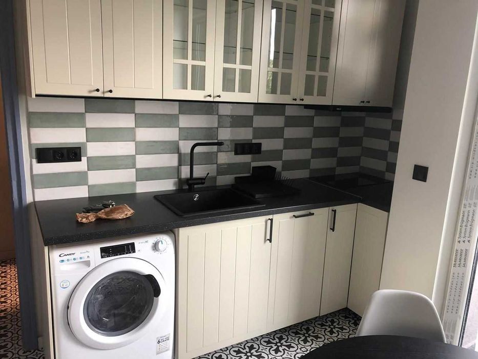 Дава се под наем Двустаен апартамент в Пловдив, Център - 65 кв.м за 400 € - Снимка #4