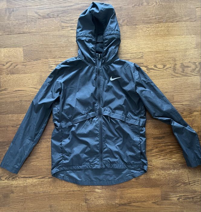 Nike windbreaker