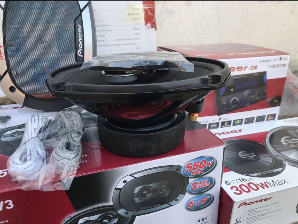 Pioneer kalonka champion v3 550w xtoy nusxasi 2ta yangi  bez usilitel