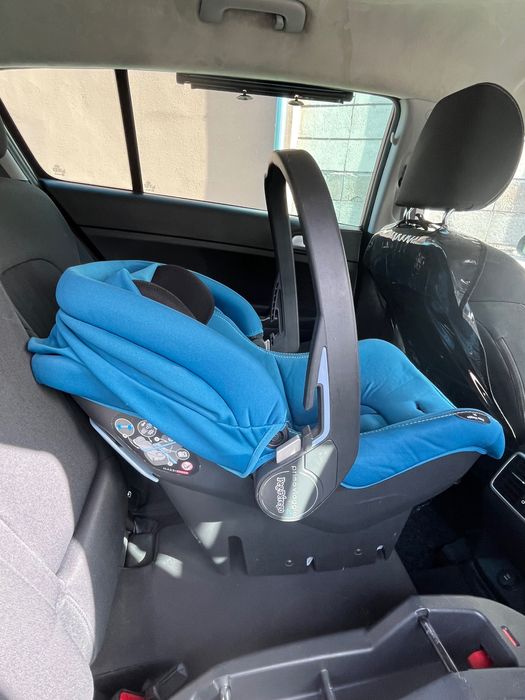 Бебешко кошче за кола с база Peg perego