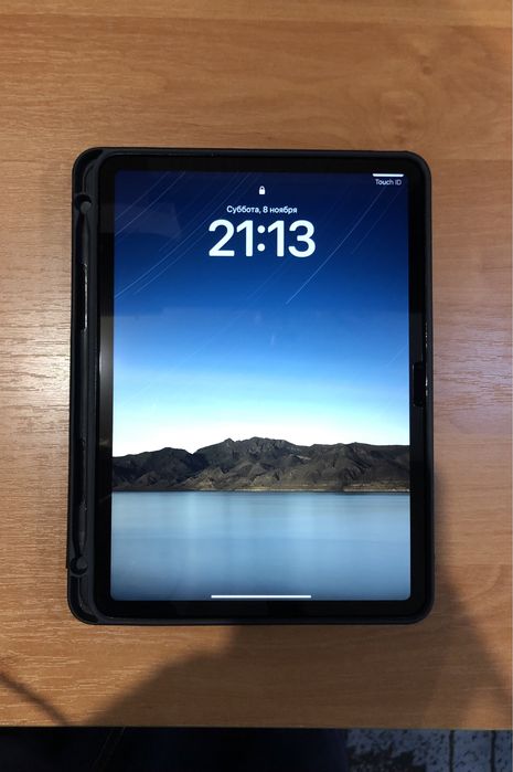 Продается iPad air срочно,обмена нет