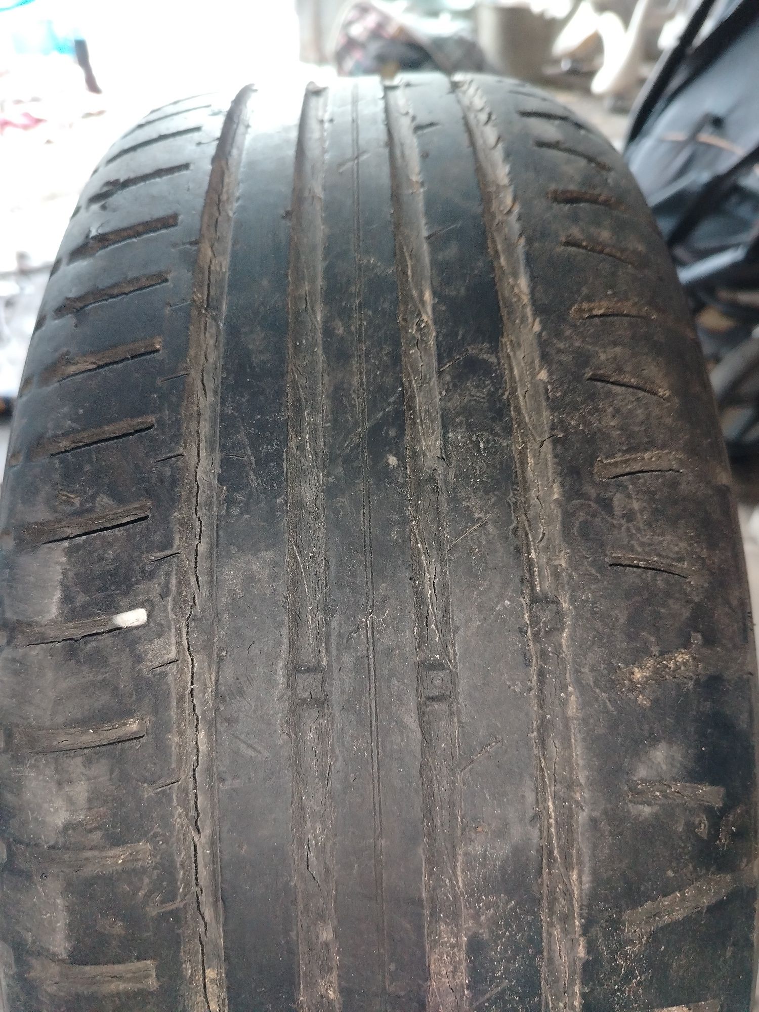 Резина 215/55 R16