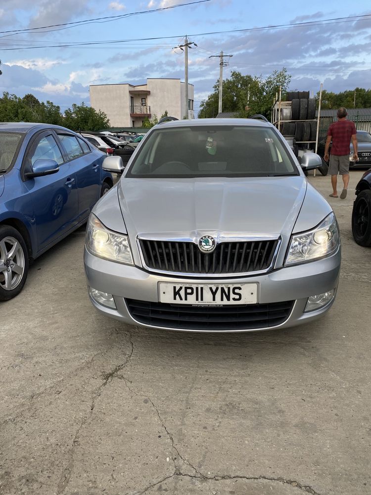 Injectoare Skoda Octavia 2 Facelift 2.0 TDI CFH