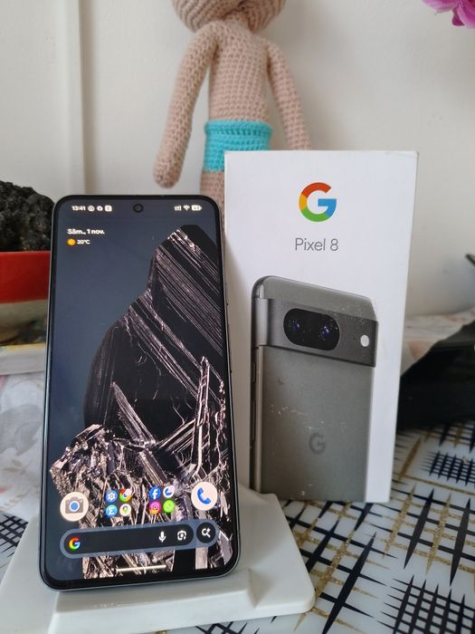 Google Pixel 8 full, garanție 18 luni. Impecabil.