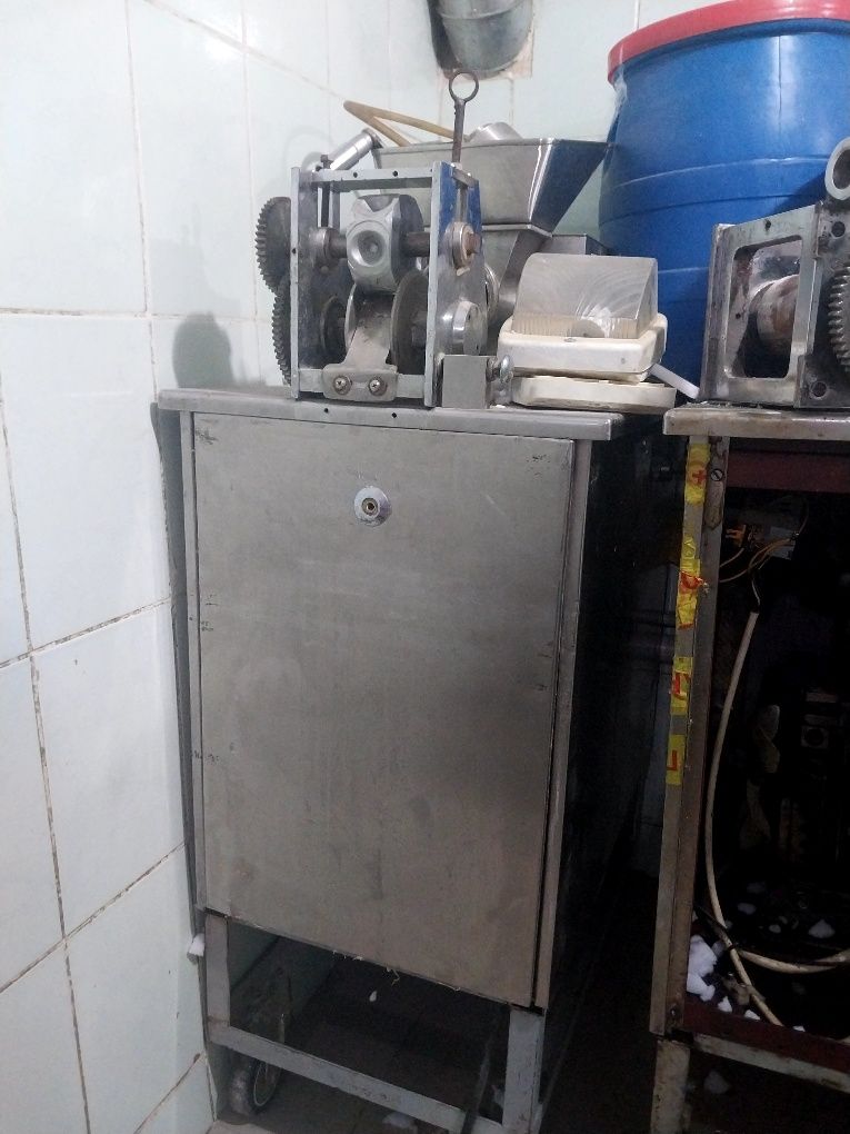 Продам мясорубку