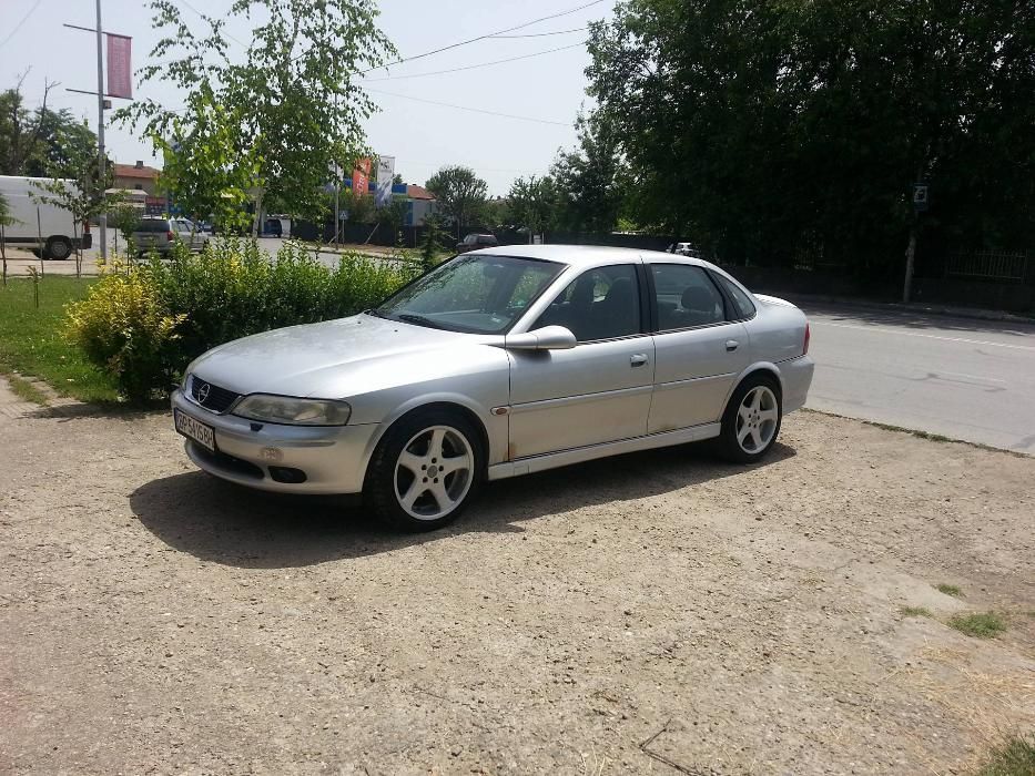 Опел Вектра Б на части/Opel Vectra B 2.5 V6 X25XE na chasti