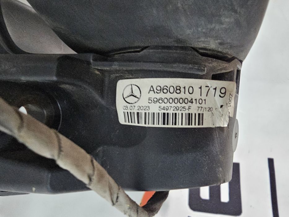 Oglinda dreapta Mercedes Actros MP4 / MP5 2011-2020 cod A9608101719