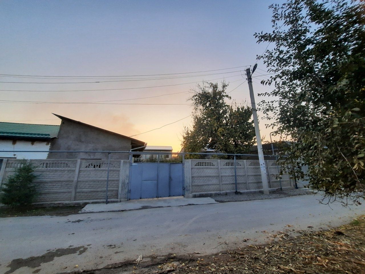 Qibray tumani Dormon  Xaydarobod mahallada 6 sotix 4xona uy soti