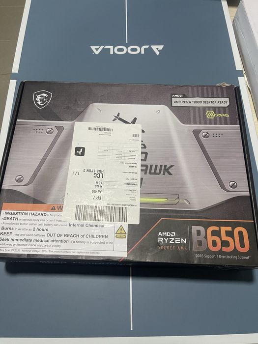 Plăci de bază Intel și AMD