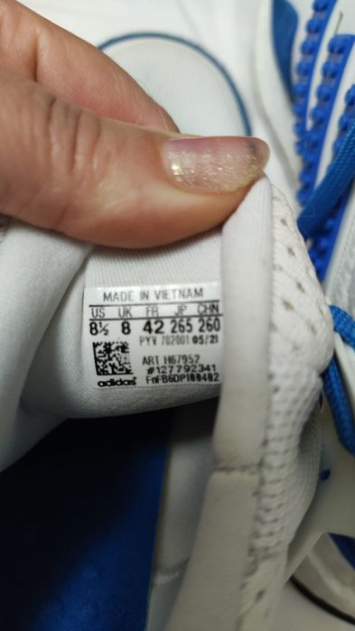 Adidas Ultraboost DNA x LEGO ca noi