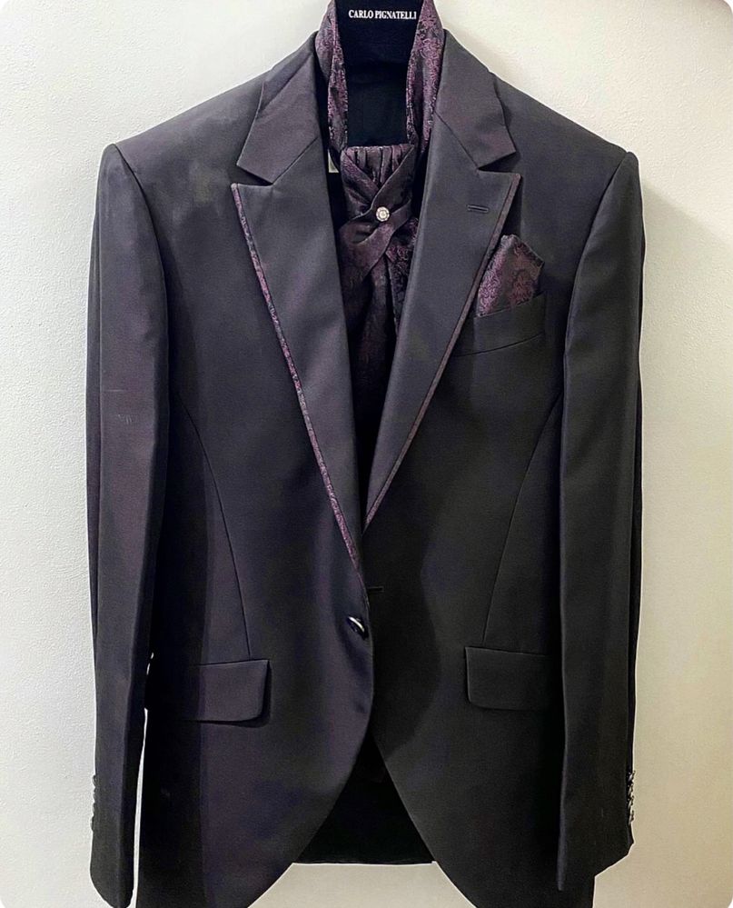Costum ceremonie EGO Carlo Pignatelli