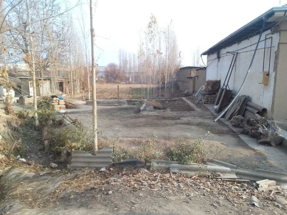 Яангиол тумани Халкабот Кирп махаласида 6 сотихли учаска сотилади