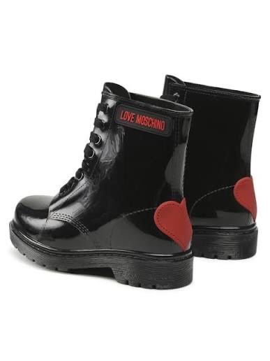 Love moschino боти 38