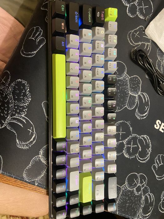 Продам клавиатуру  механика