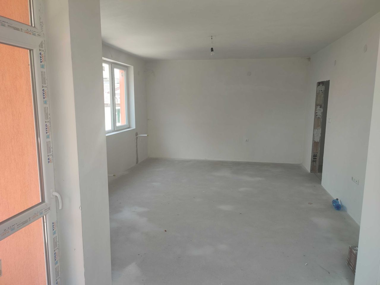Продава се Тристаен апартамент в Търговище, Център - 133 кв.м за 989 €/кв.м - Снимка #1