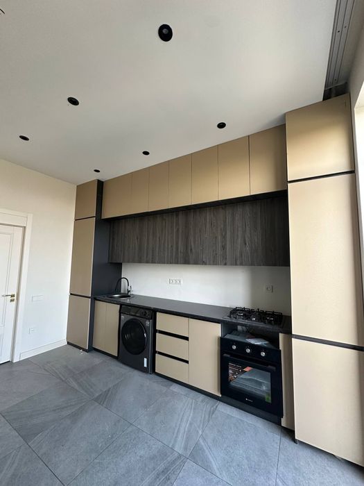 СРОЧНО!НОВОСТРОЙКА 3/8/10 ор.р метро НОВЗА  в прокурором доме Чиланзар