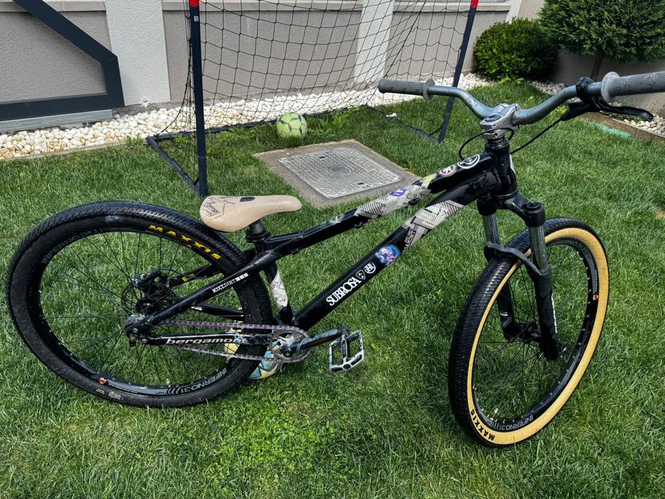 Vând bicicleta SUBROSA Kiezdirt  pt copii 26 inch !
