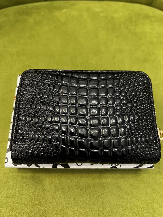 Portofel dama Guess culoarea neagra