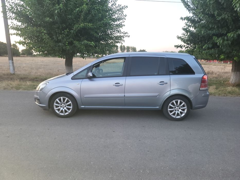 Vand Opel zafira 7 locuri