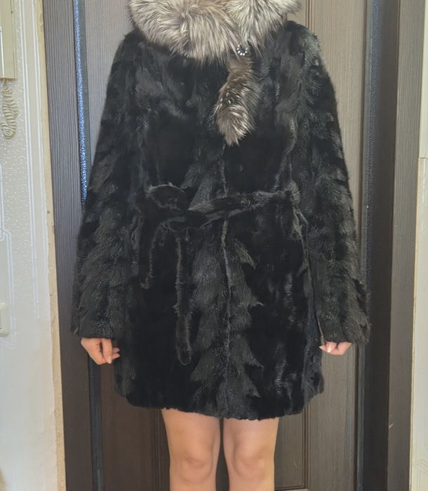 Продам норковую шубу