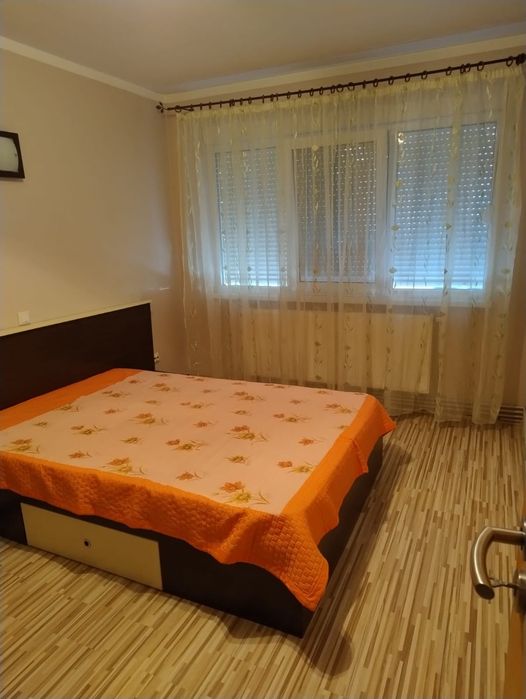Închiriez apartament 2 camere