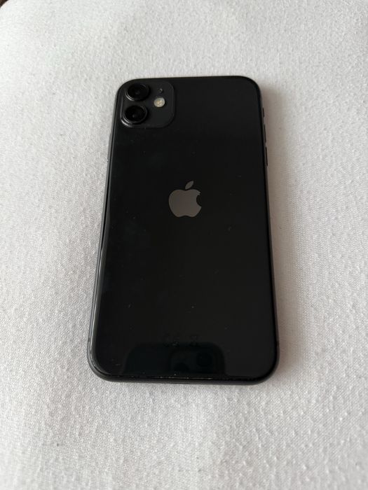 iPhone 11 Black 128GB + incarcator + casti + husă