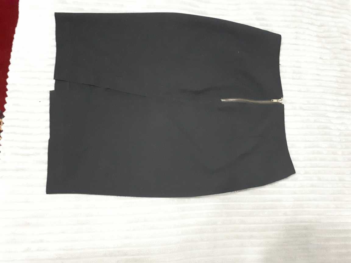 Юбка - карандаш, цвет черный, б\у, размер 44-46