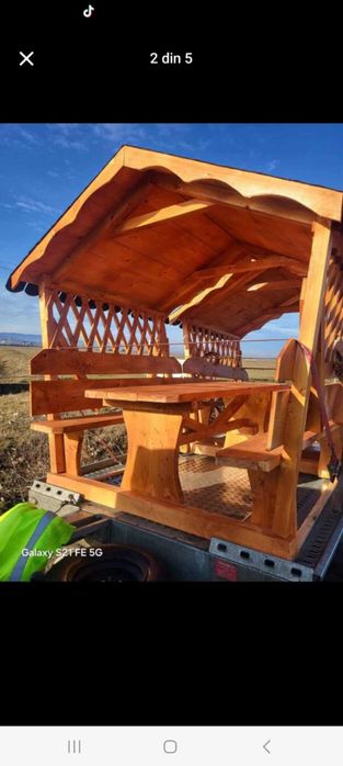 Foisor rustic gradina