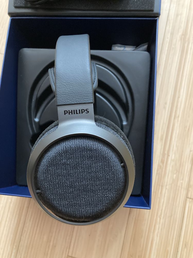 Philips Fidelio X3 слушалки