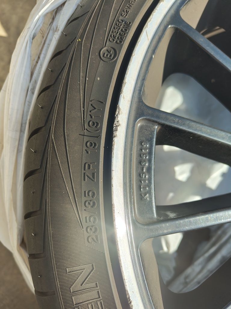 Гуми с джанти 19 за Mercedes и Audi, 5x112 ,235/35/19