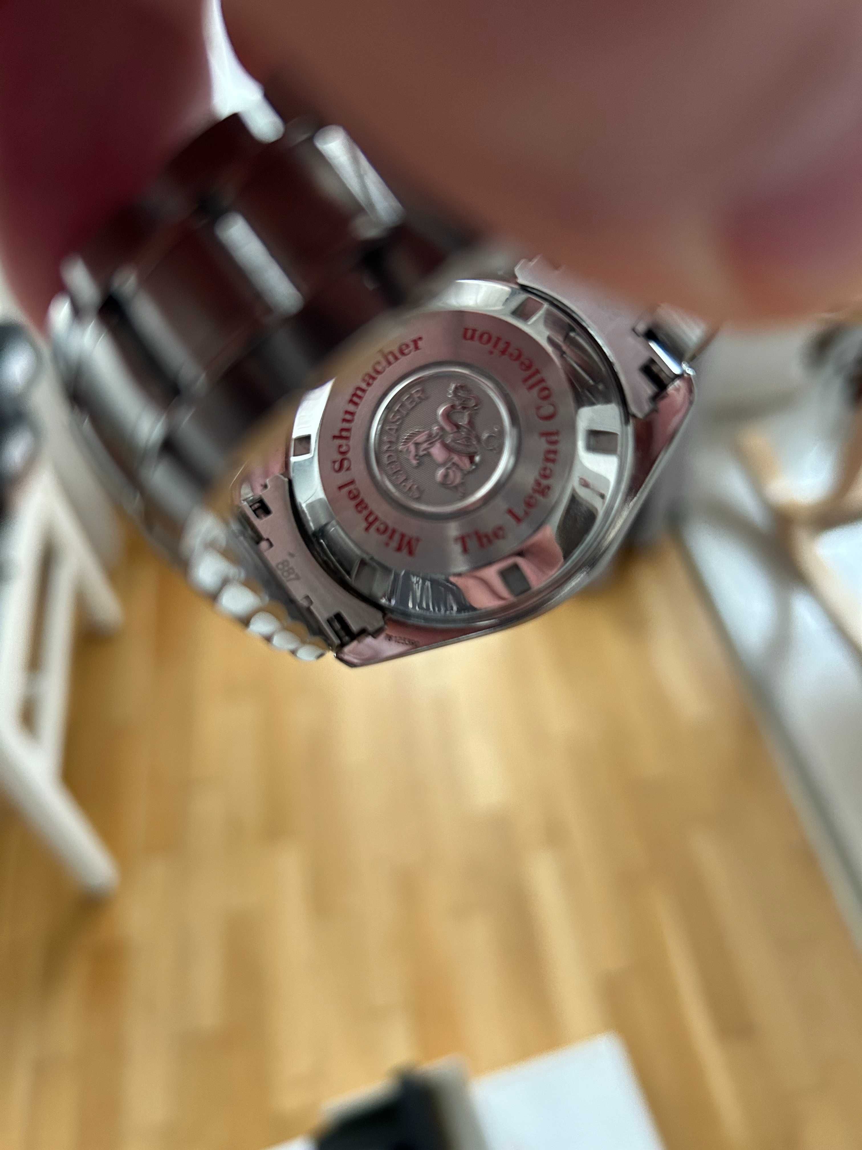 Продавам часовник Omega Speedmaster Schumacher The Legend Collection