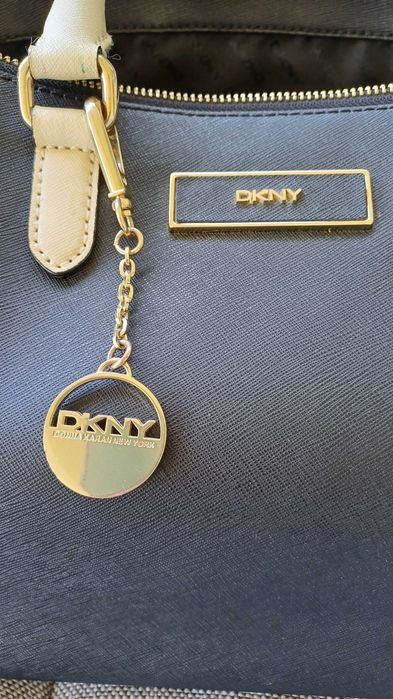 DKNY geanta de piele naturala, NOUA, cumparata din Dubai