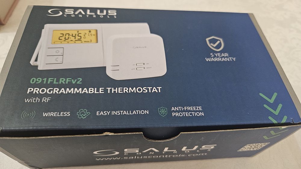 Termostat digital wireless Salus 091FLRFV2, programabil