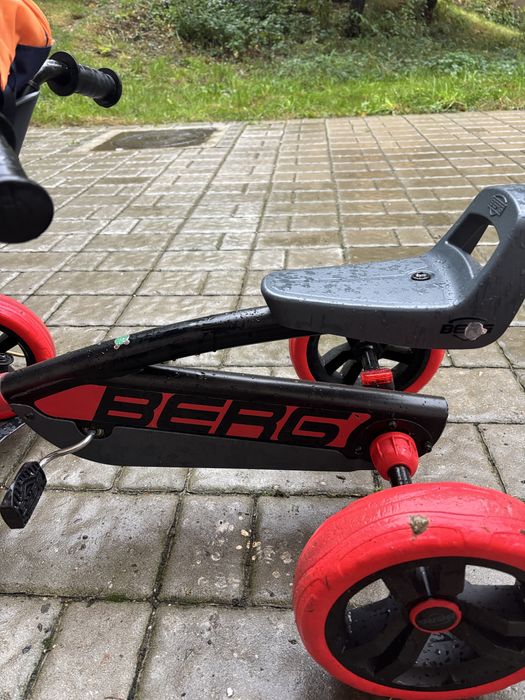 Cart cu bedale Berg