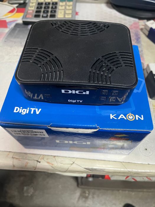 Decodor antena satelit