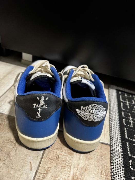 Jordan 1 low Travis Scott fragment
