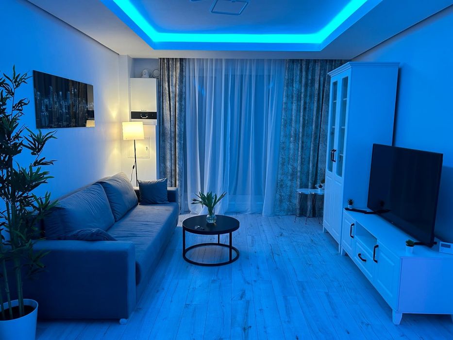 PF. Închiriez apartament 2 camere Dunării!